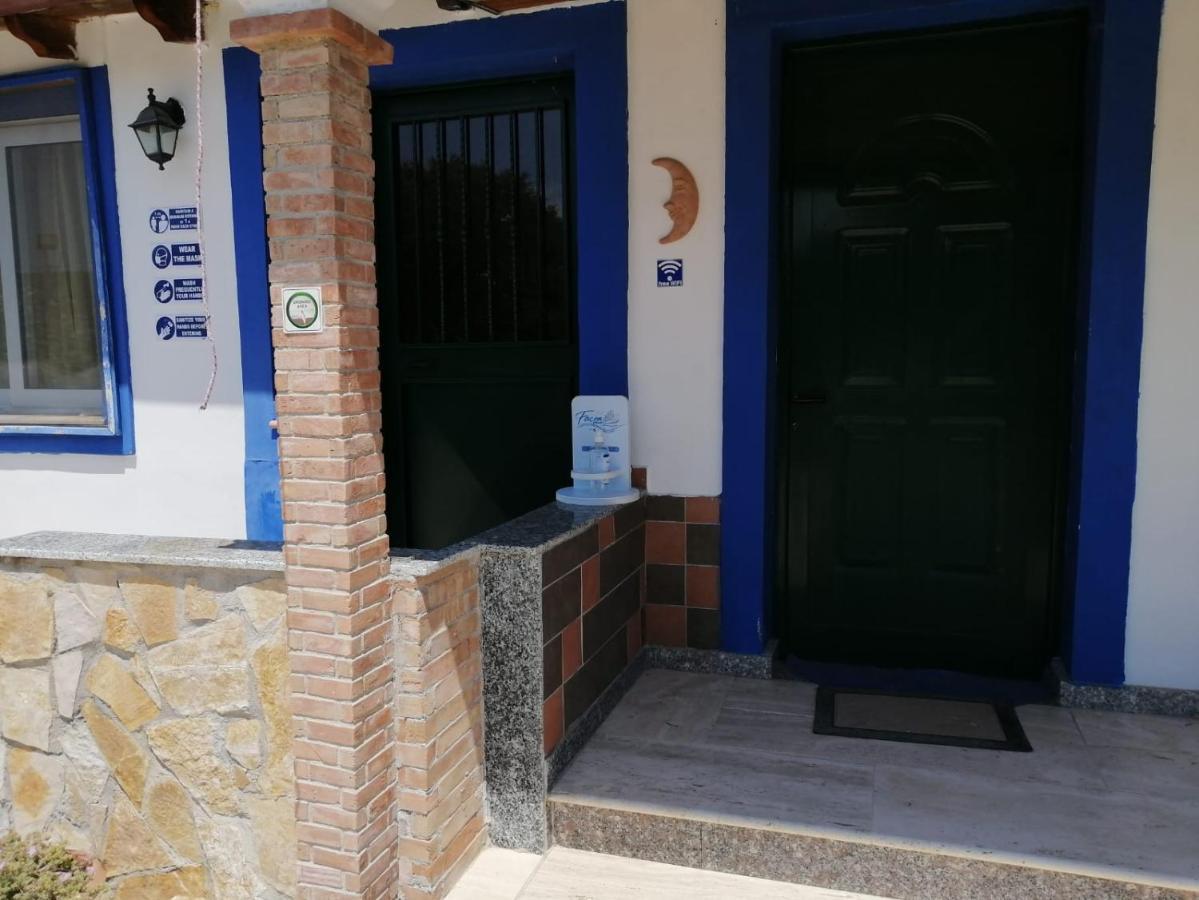 Villa Facen Gardelades Luaran gambar