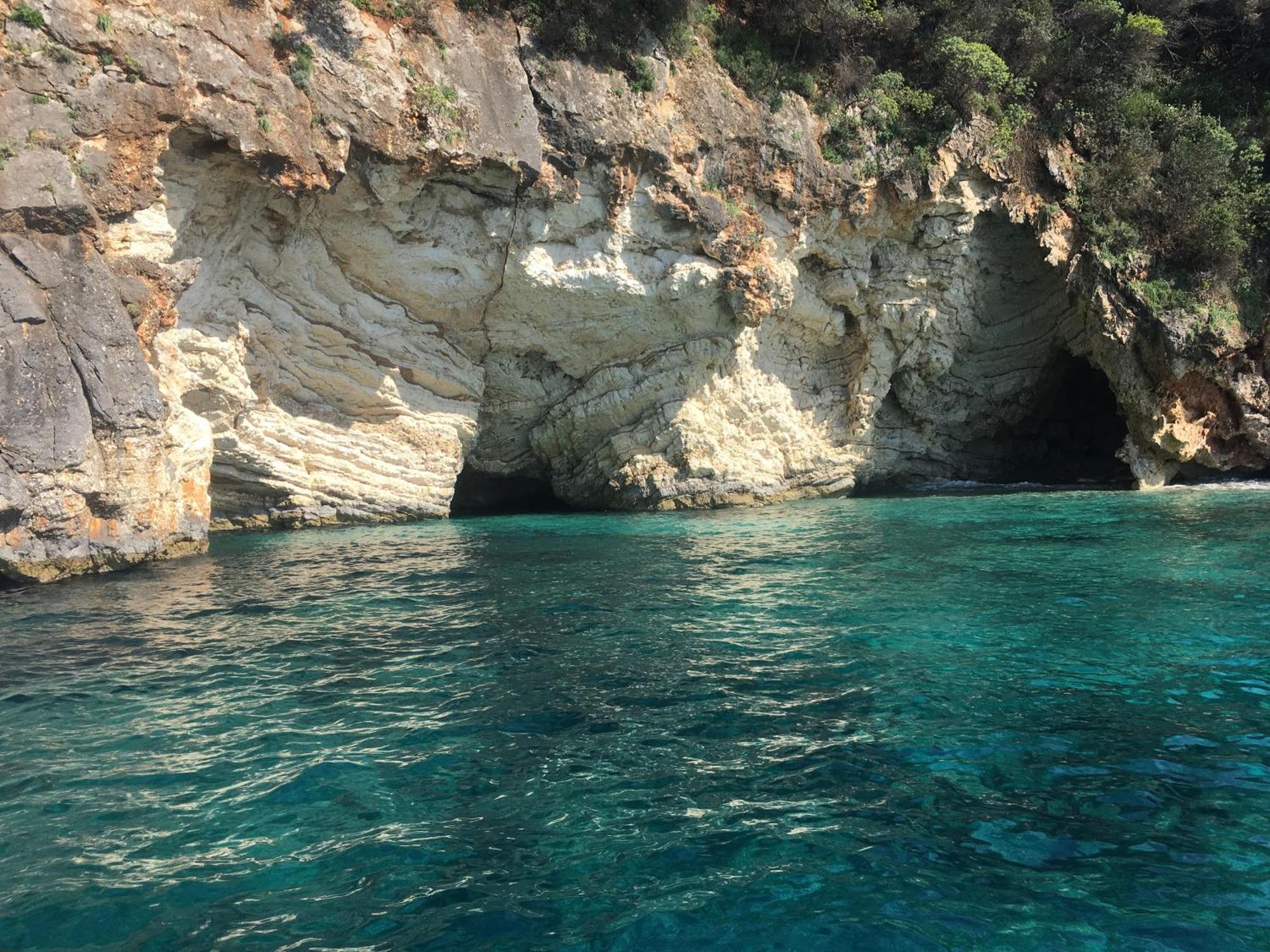 Villa Facen Gardelades Luaran gambar